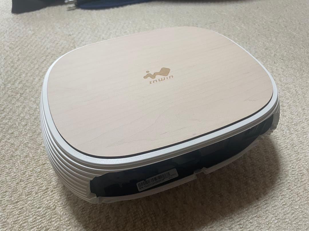 inwin B1 ホワイト PCケース