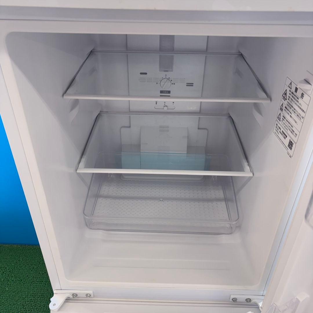 760 SHARP　付け替えどっちもドア　冷蔵庫　100L強　小型　一人暮らし