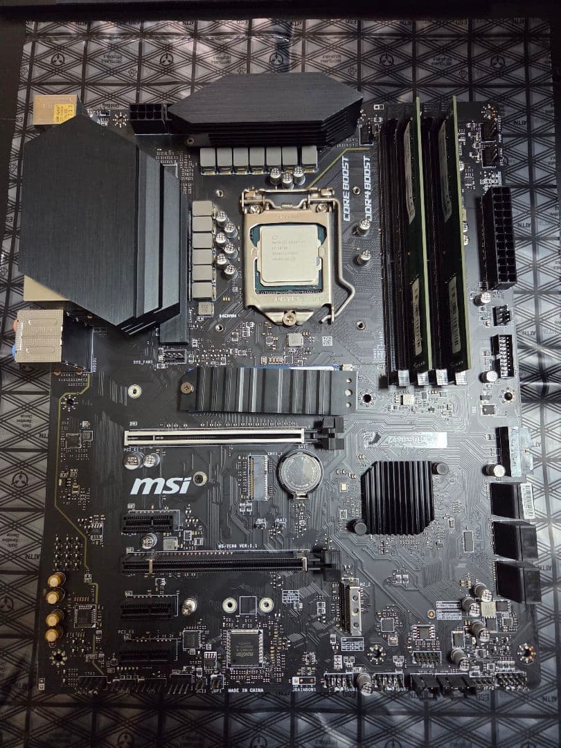 Z490マザーボード　CPU グラボのセットです