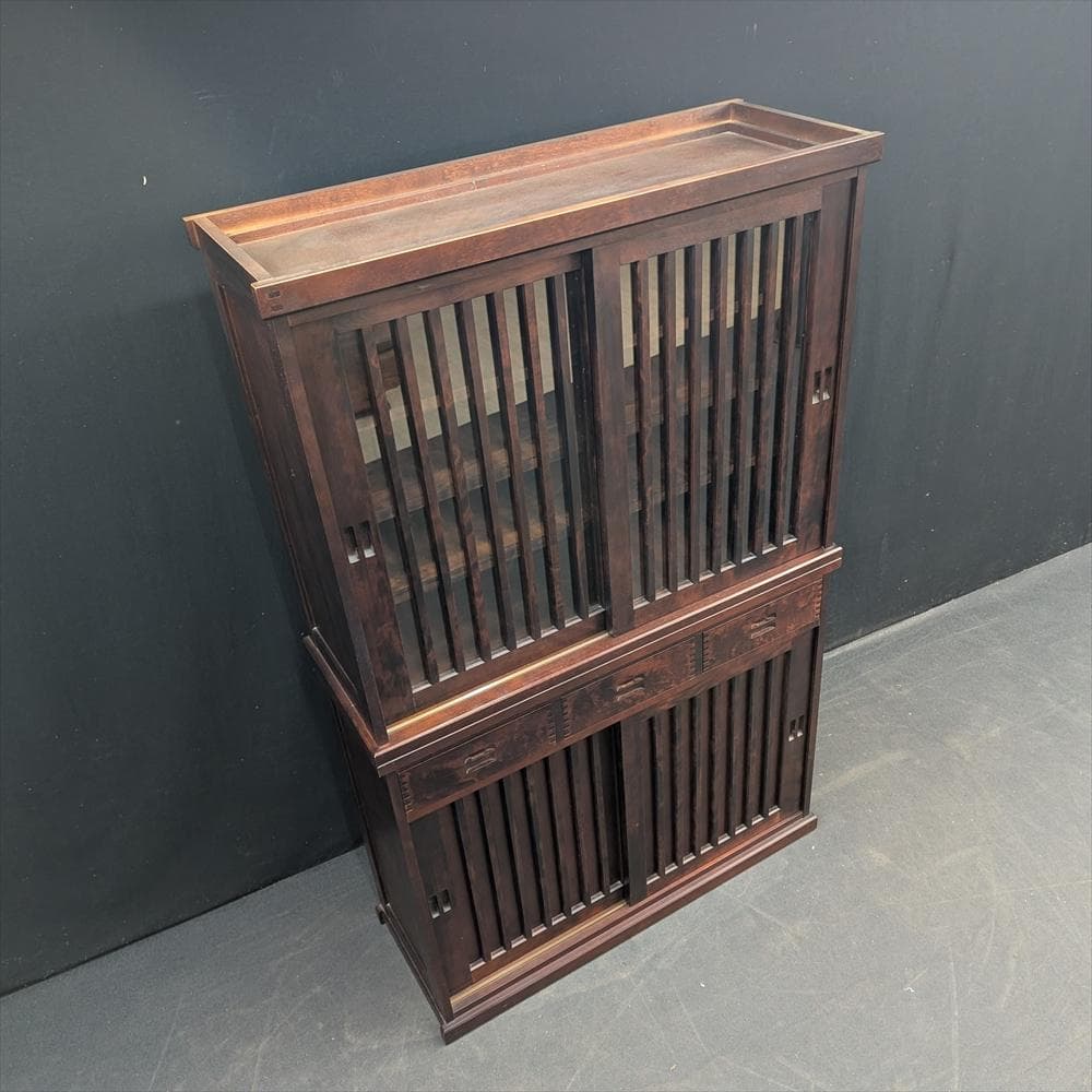 美品　和光　樺 カバ材　水屋箪笥　食器棚　キャビネット　格子　引戸　蟻組　焼印