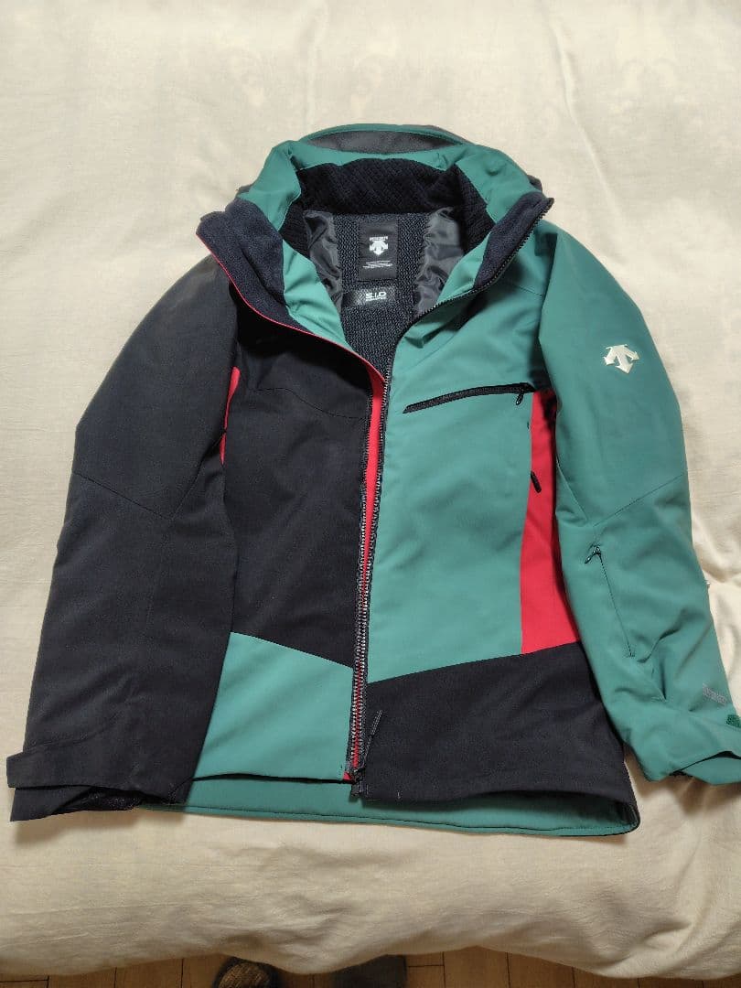 DESCENTE スキーウェアセット 緑/赤