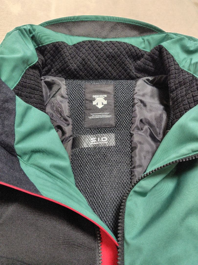 DESCENTE スキーウェアセット 緑/赤