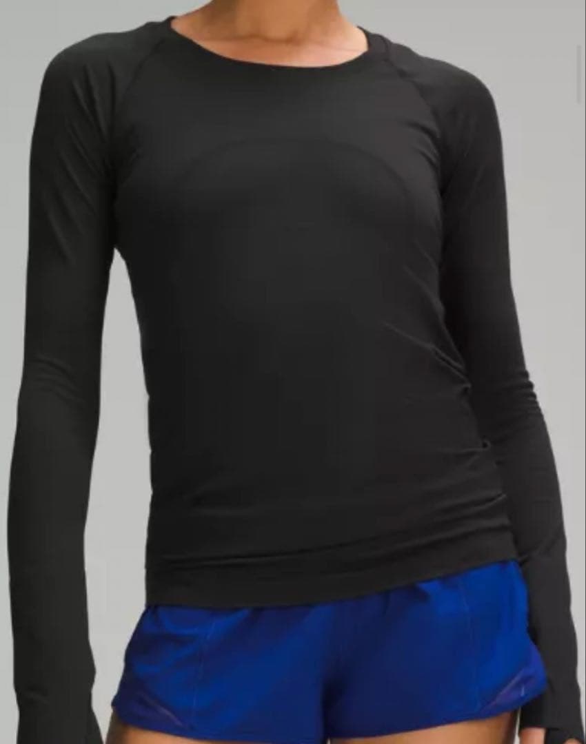 ルルレモンSwiftly Tech 長袖シャツ 黒とグレーサイズ6おまけつき