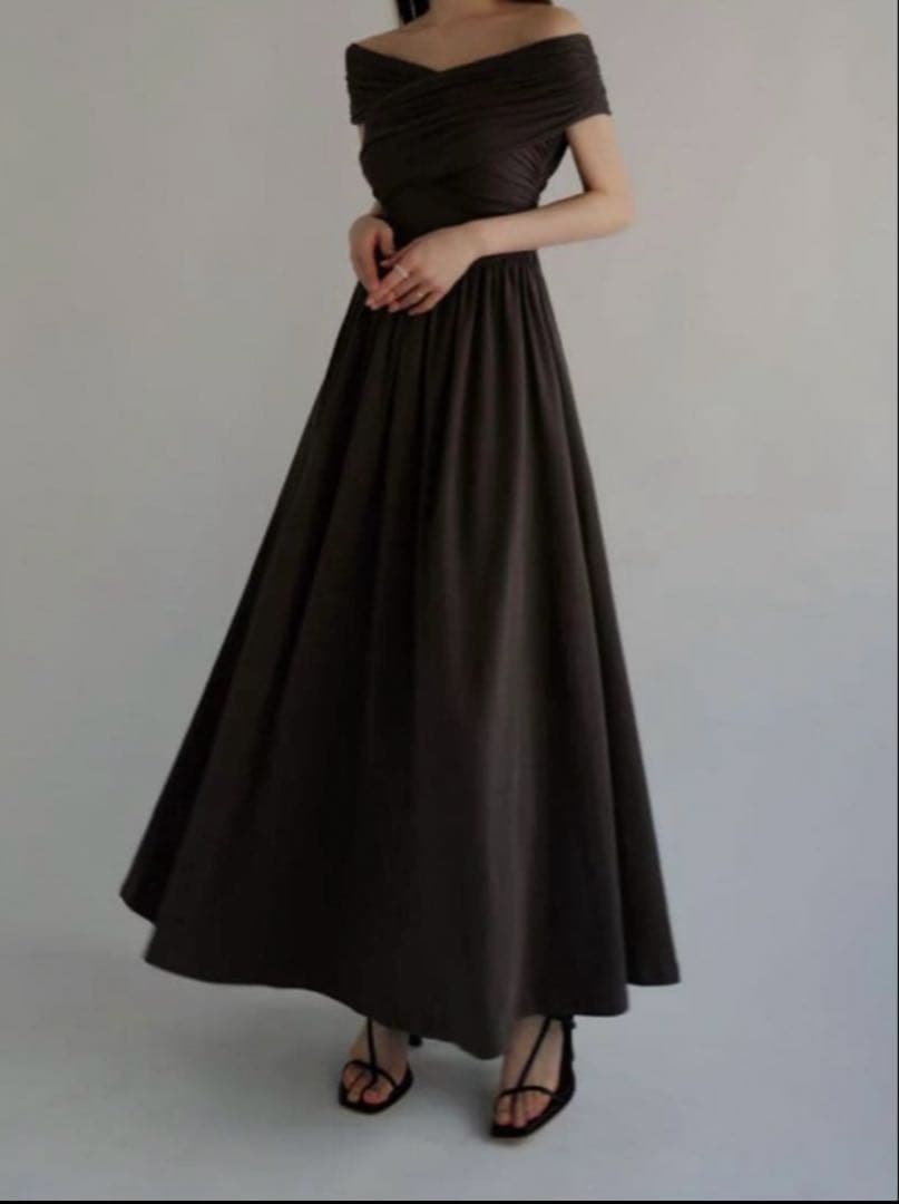 ワンピース maison celon cross shoulder gather dress