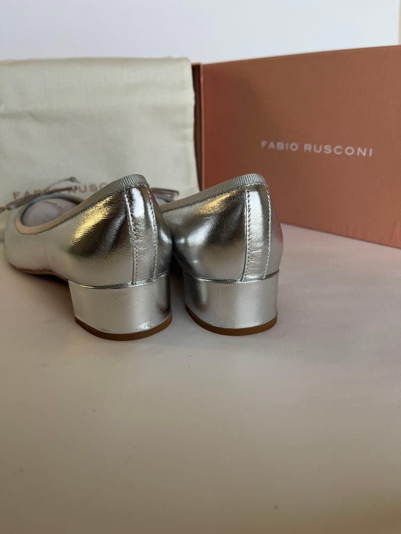 新品未使用　FABIO RUSCONI ファビオルスコーニ　シルバー　36.5
