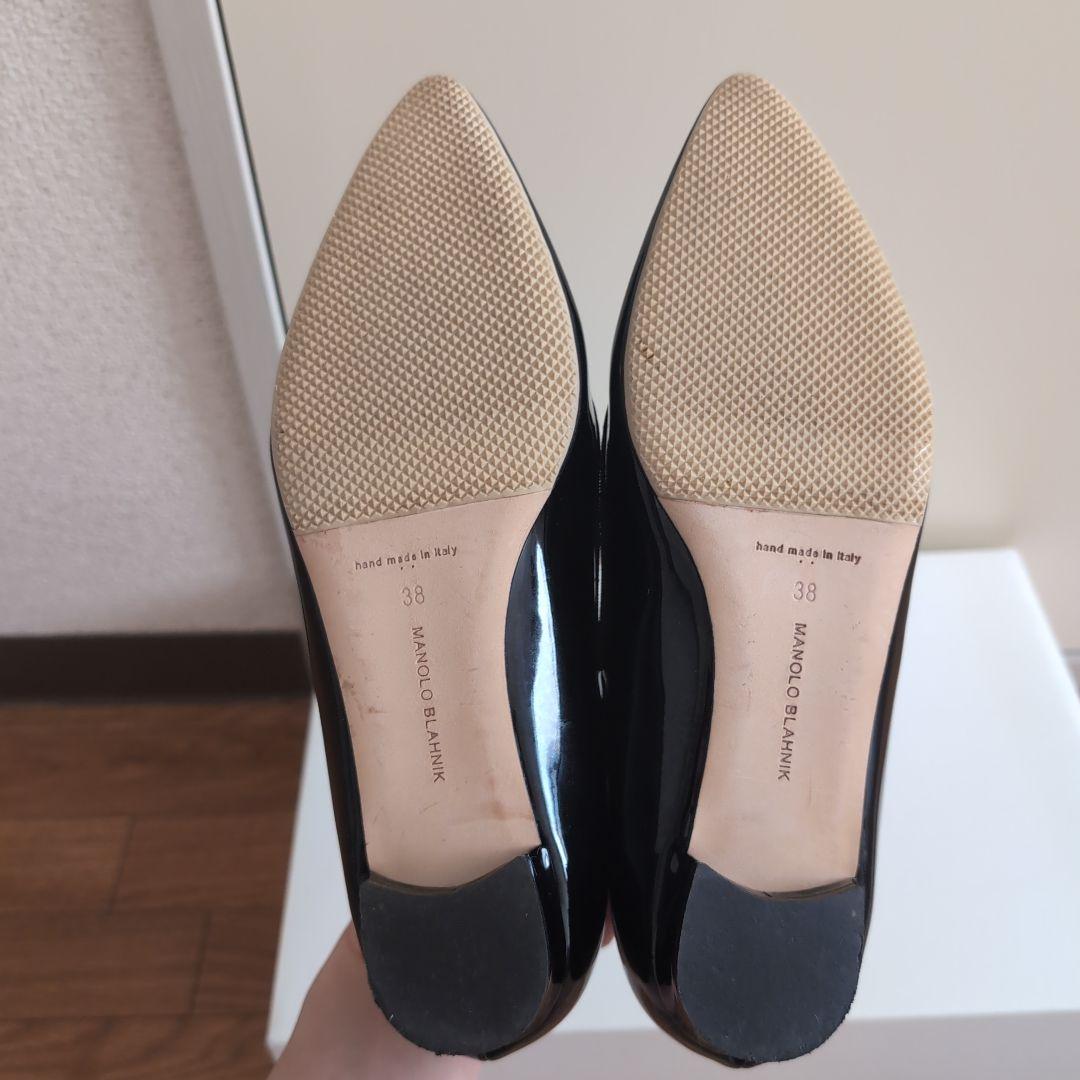 未使用品MANOLO BLAHNIK黒パテントメリージェーンフラットシューズ38