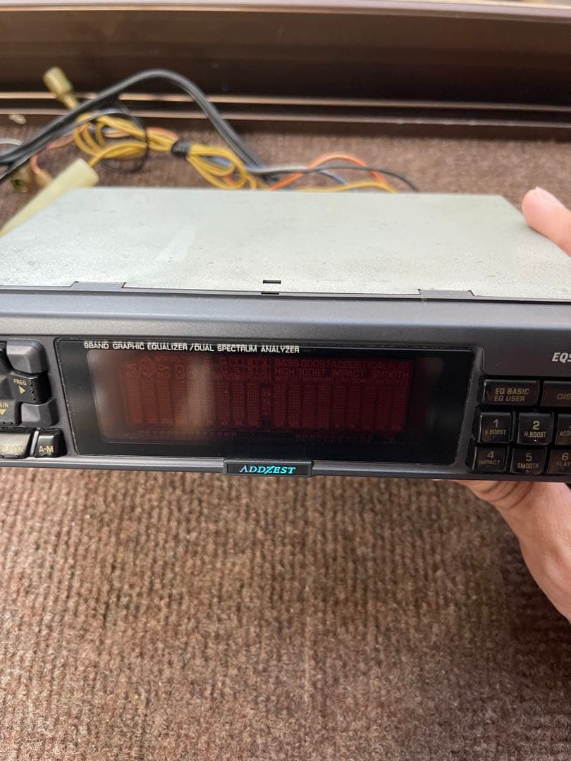 アゼスト グラフィックイコライザー ADDZEST