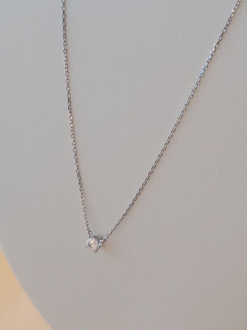 美品★4℃ K10 WG ジルコニア ネックレス ペンダント ゴールド