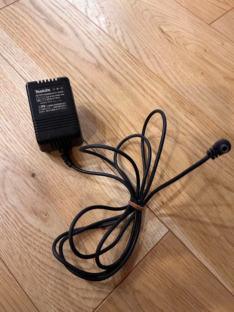 マキタ(Makita) ラジオ　MR102