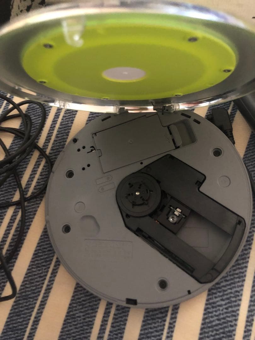 ①(希少完動美品)Panasonic ポータブルCDプレーヤー SL-CT510