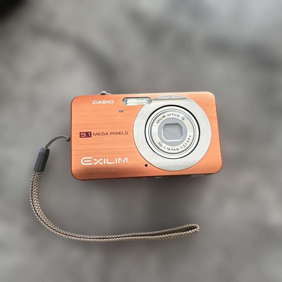 CASIO EXILIM 9.1メガピクセル コンパクトデジタルカメラ　オレンジ