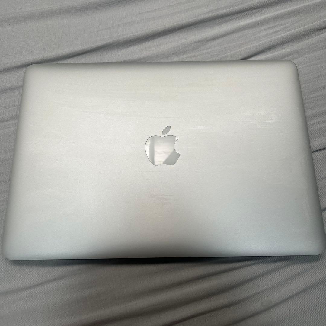 Apple MacBook Air ジャンク品　充電器付き