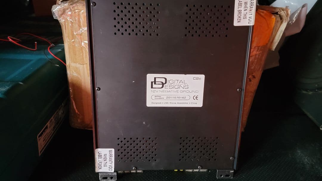 DIGITAL DESIGNS デジタル デザイン　アンプ