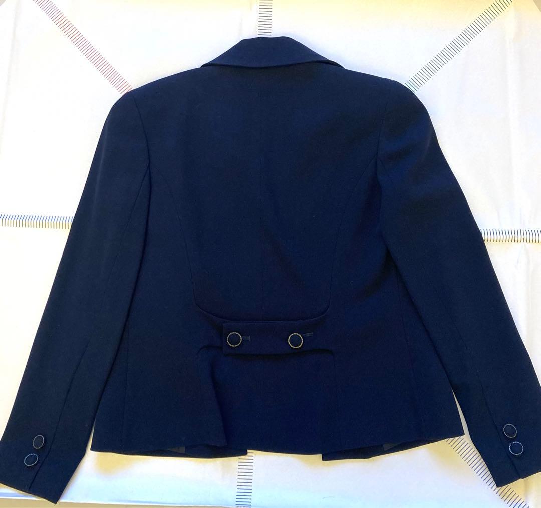 カールラガーフェルド　紺スーツサイズM