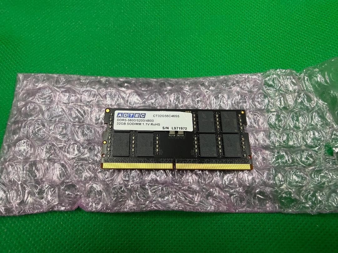 未使用32GBメモリ×1枚：DDR5-5600 SO-DIMM