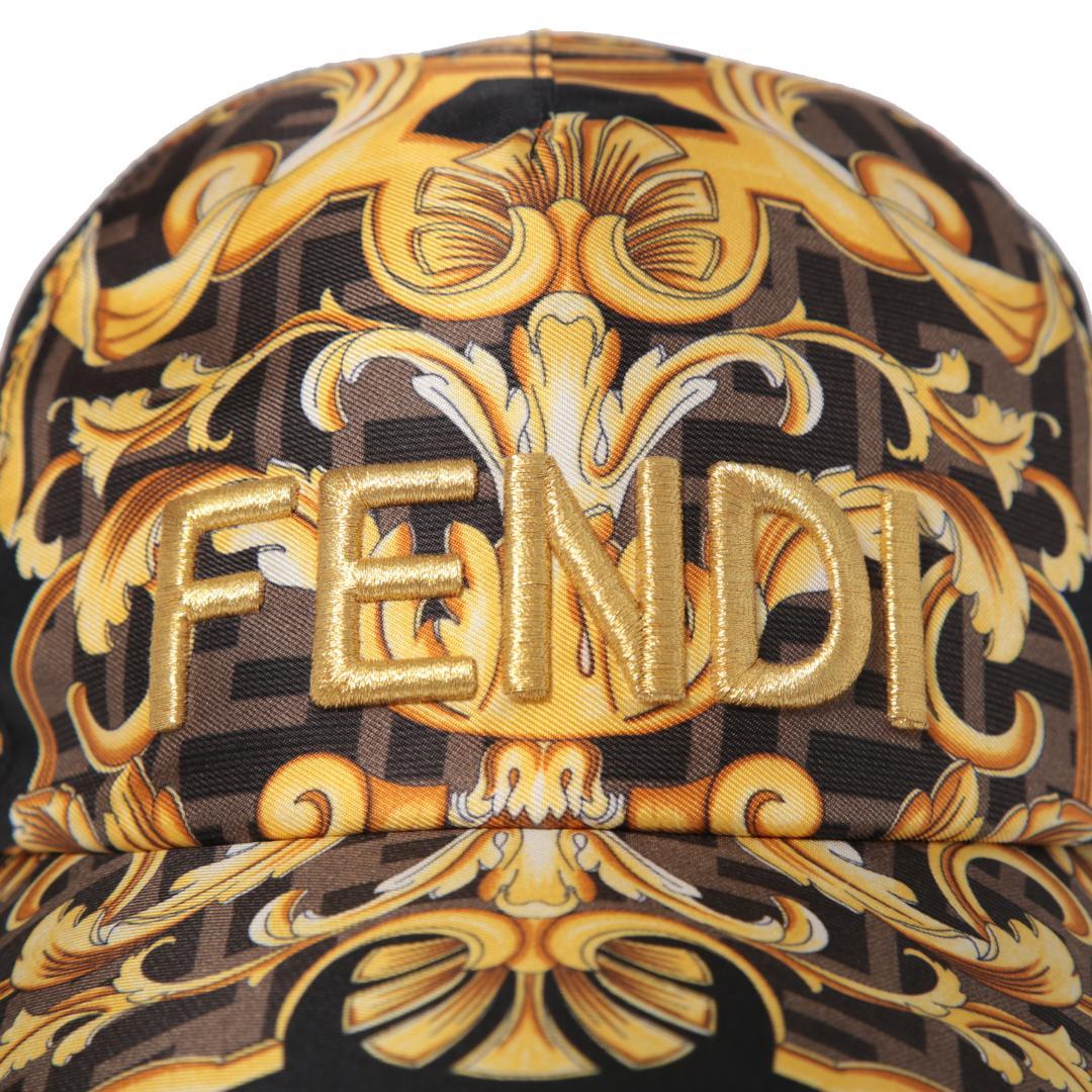 FENDACE マルチカラー シルク キャップ フェンディ x ヴェルサーチ