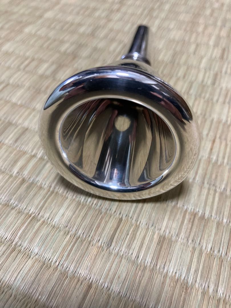 B.Tilz M1 チューバマウスピース