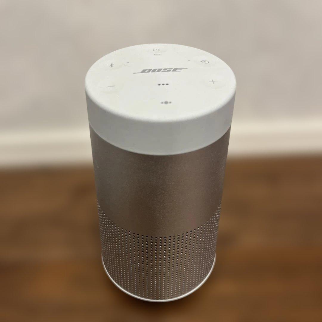 ボーズ　 スピーカーBose SoundLink RevolveⅡ シルバー