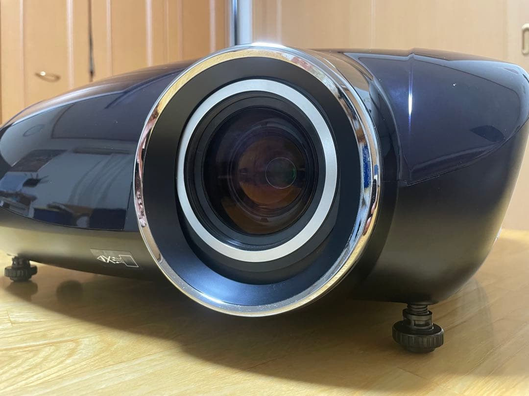 MITSUBISHI プロジェクター　LVP-HC7000