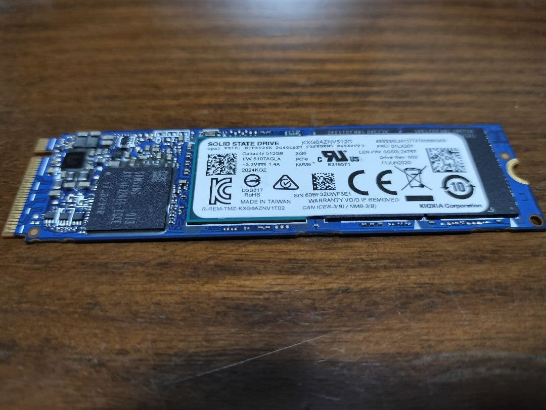 内蔵型SSD Toshiba KXG6AZNV512G 512GB SSD