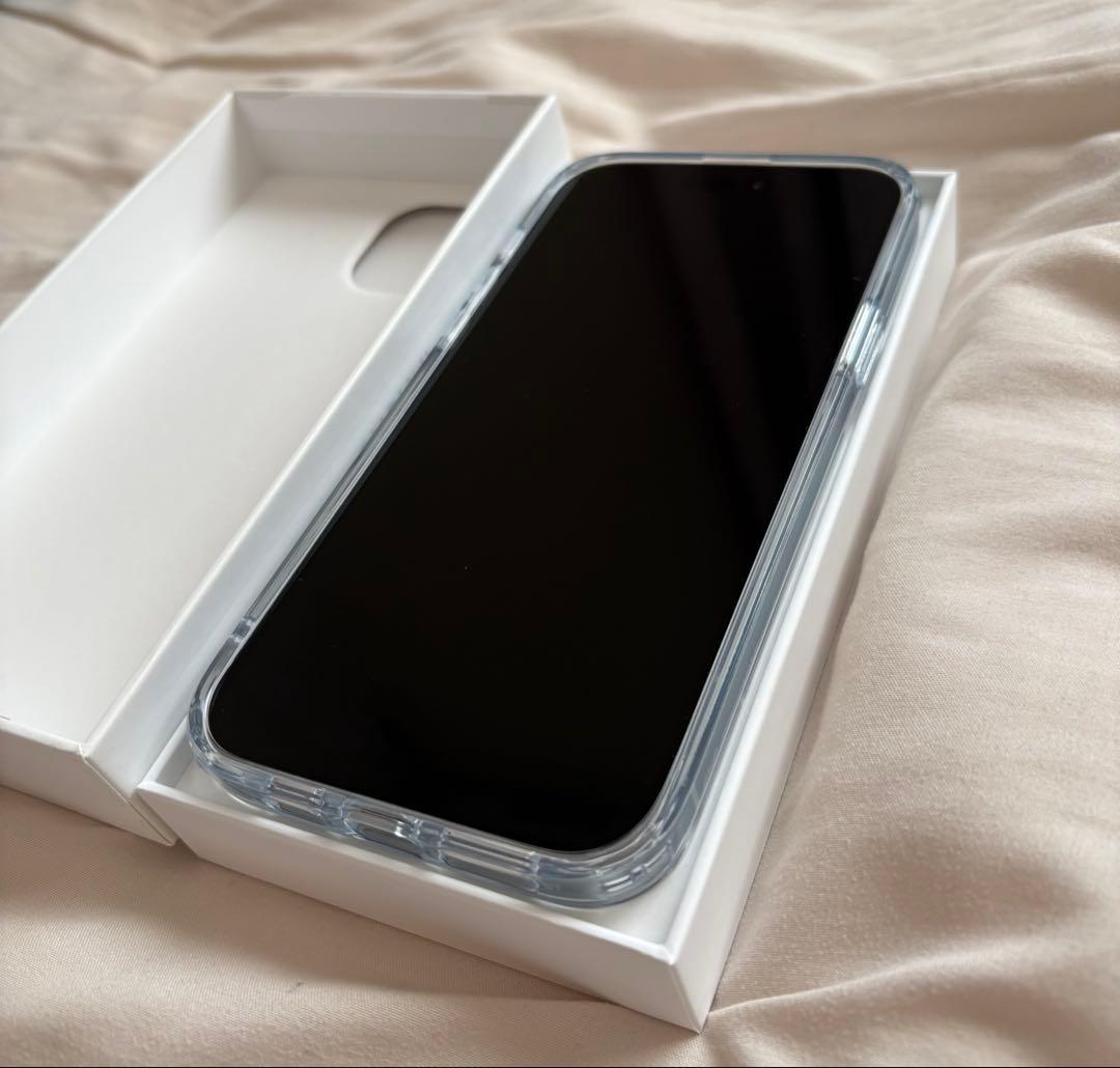 美品　Apple iPhone 15 Plus ブルー 128GB