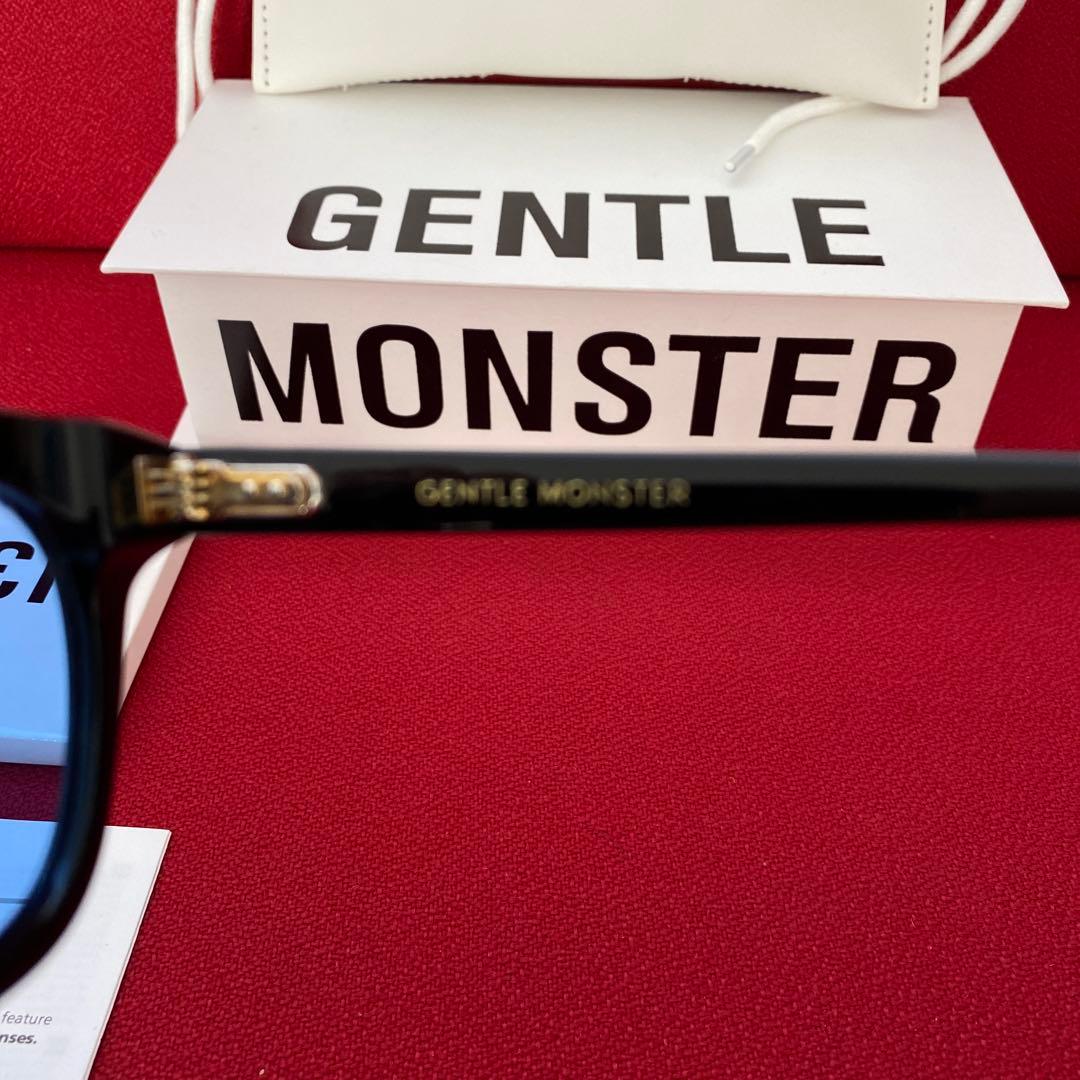 GENTLE MONSTER (ジェントルモンスター　South Side