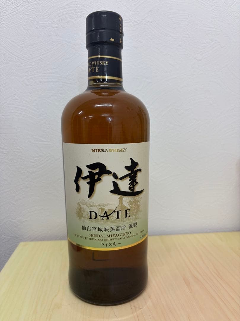 ニッカ　ウイスキー　ニッカ伊達　NIKKA DATE 700ml 43%