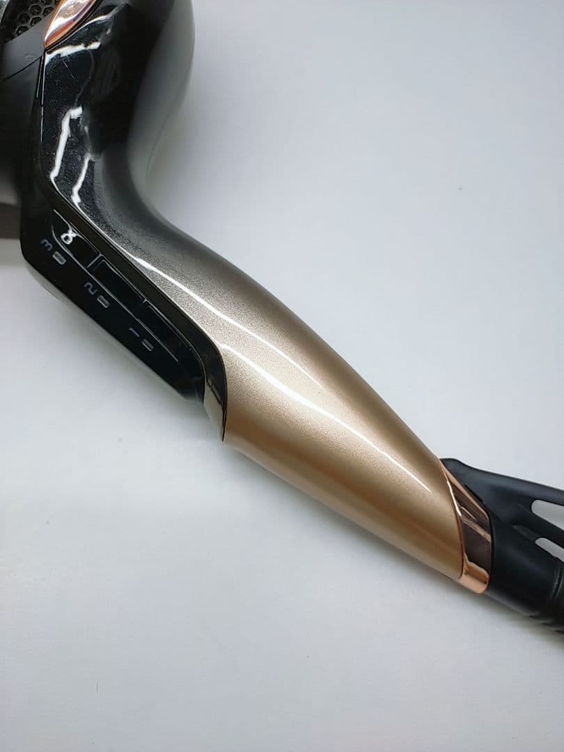 数回のみ使用☀リュミエリーナ レプロナイザー 4D plus