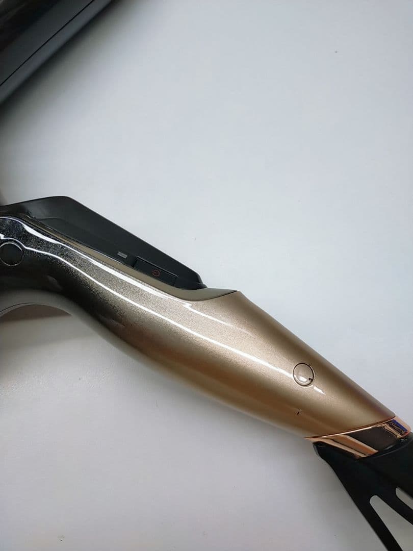 数回のみ使用☀リュミエリーナ レプロナイザー 4D plus