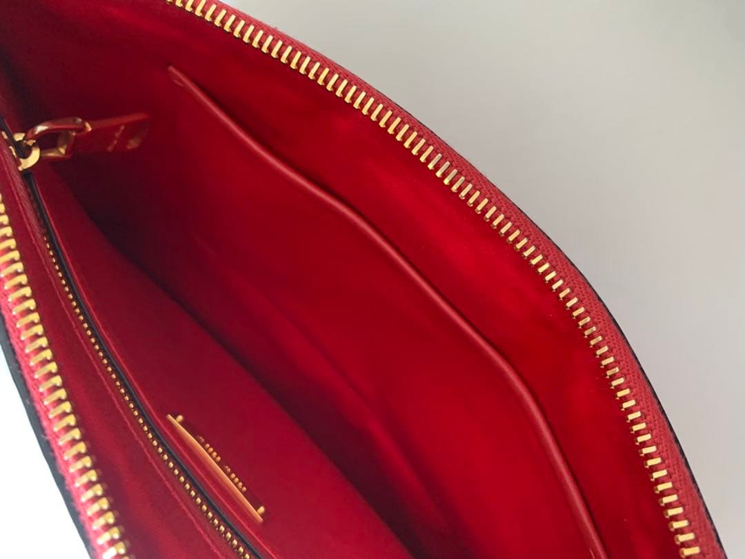 miumiu クラッチバッグ