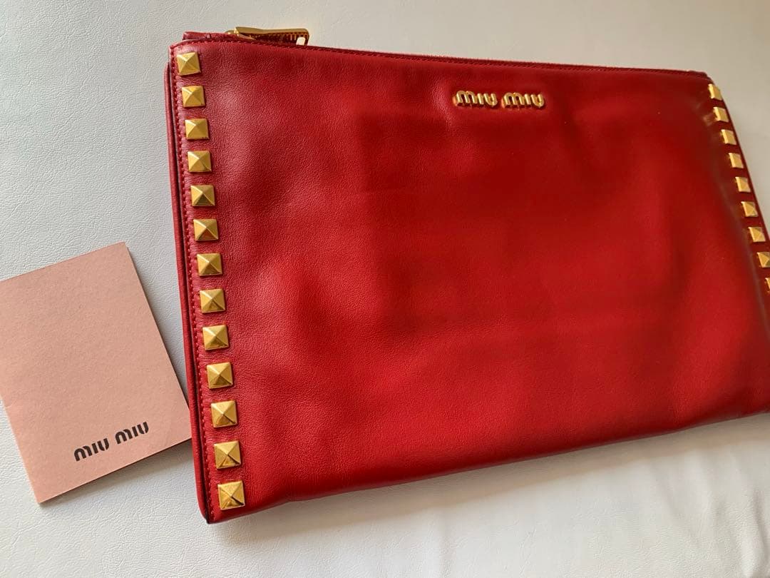 miumiu クラッチバッグ