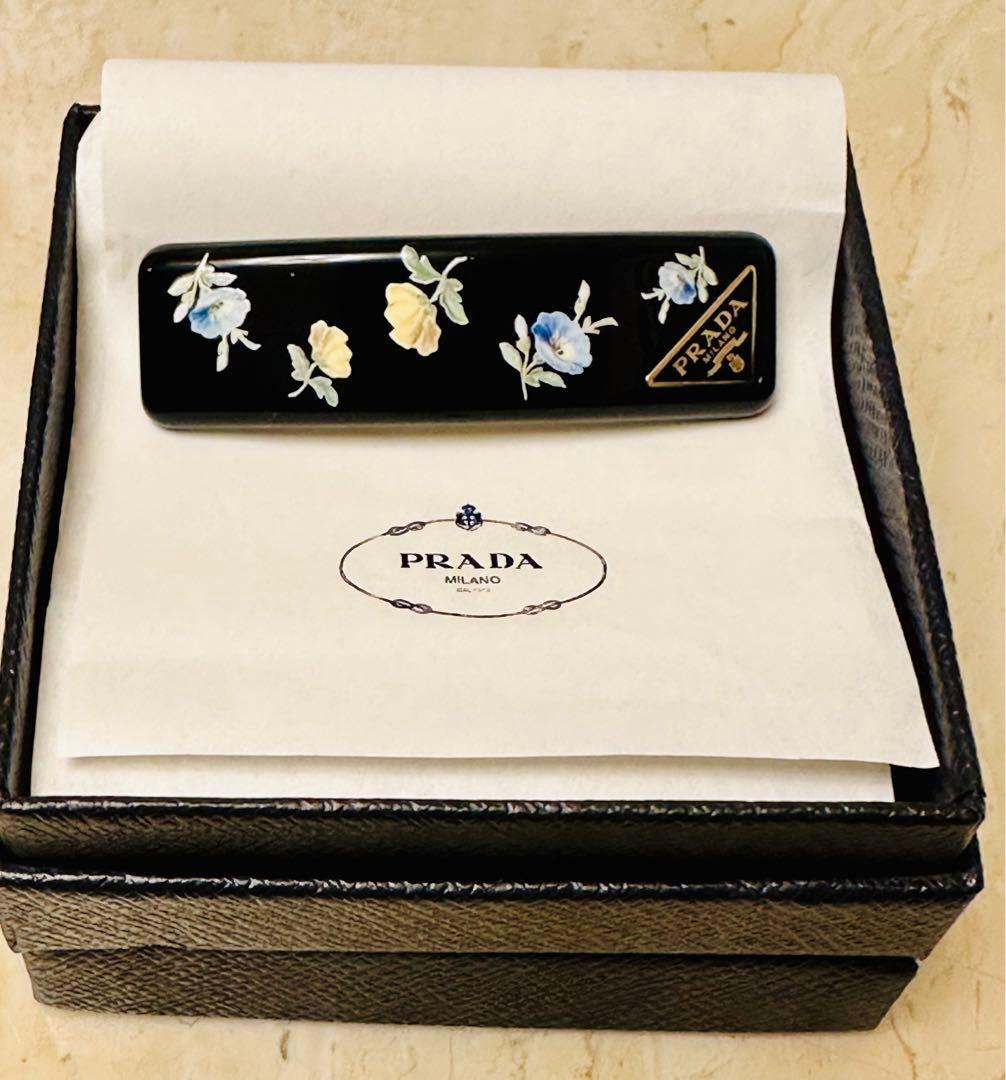 新品プラダ　ガレリア　ヘアークリップ　ミラノ限定品