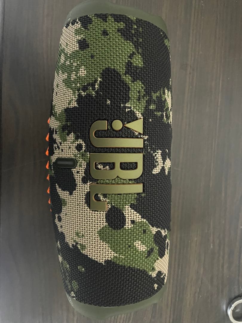 JBL Charge 5 迷彩ワイヤレススピーカー