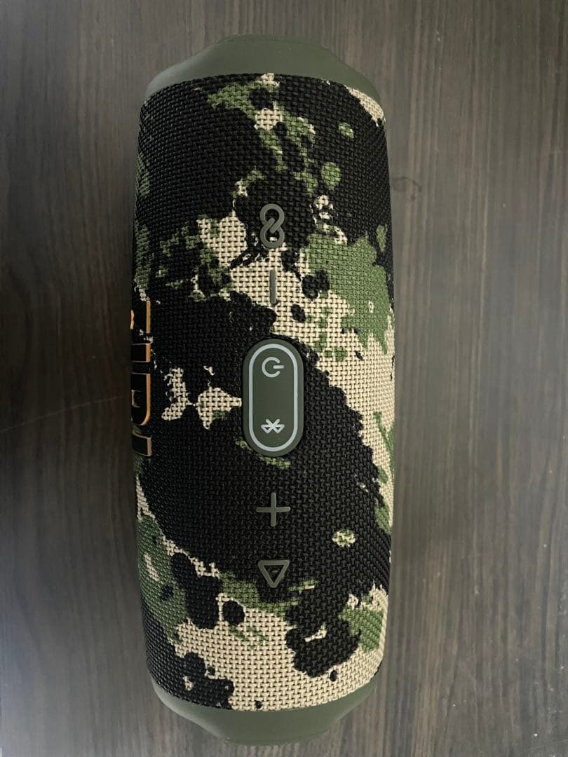 JBL Charge 5 迷彩ワイヤレススピーカー