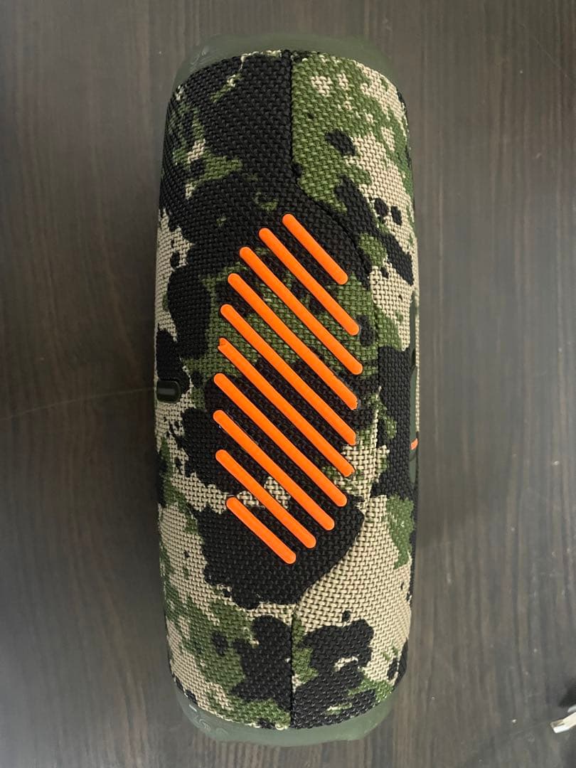 JBL Charge 5 迷彩ワイヤレススピーカー