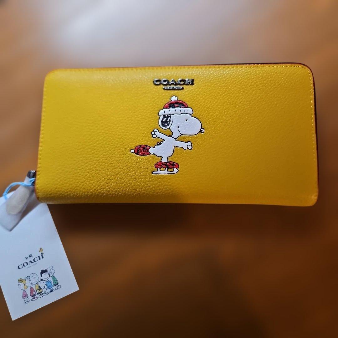 ⭐COACH X PEANUTS スヌーピー 長財布