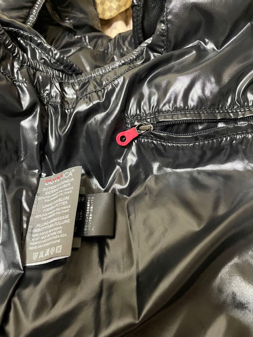 ち*る様 国内正規品　美品DUVETICAダウンベスト　ブラック　ヨーク羊革レザ