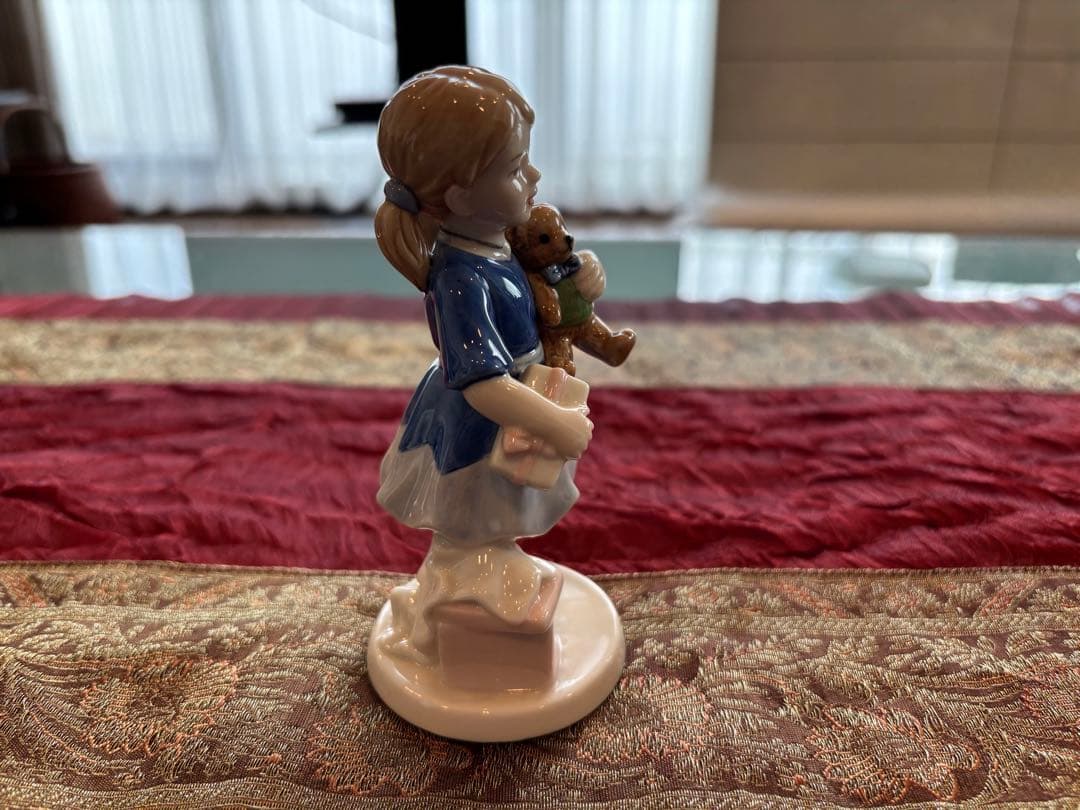 新品　  2009年　フィギュリンセット