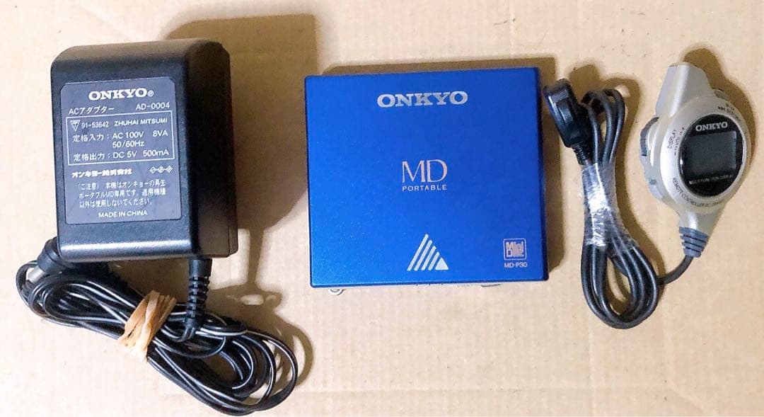 ジャンク　ONKYO ポータブルMDプレーヤー　MD-P30