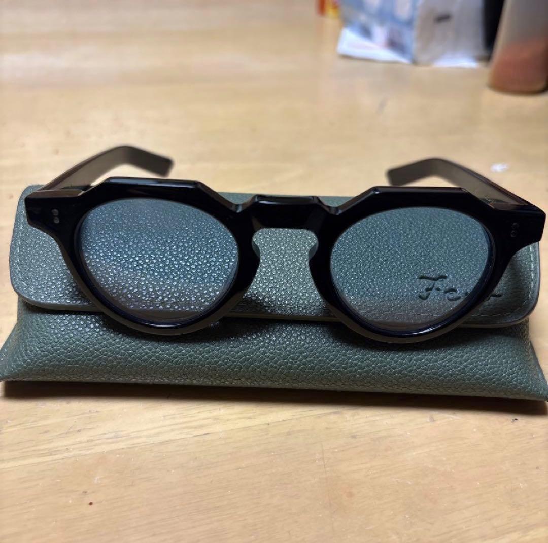 ピ*吉様 Few サングラスケース付き　F5