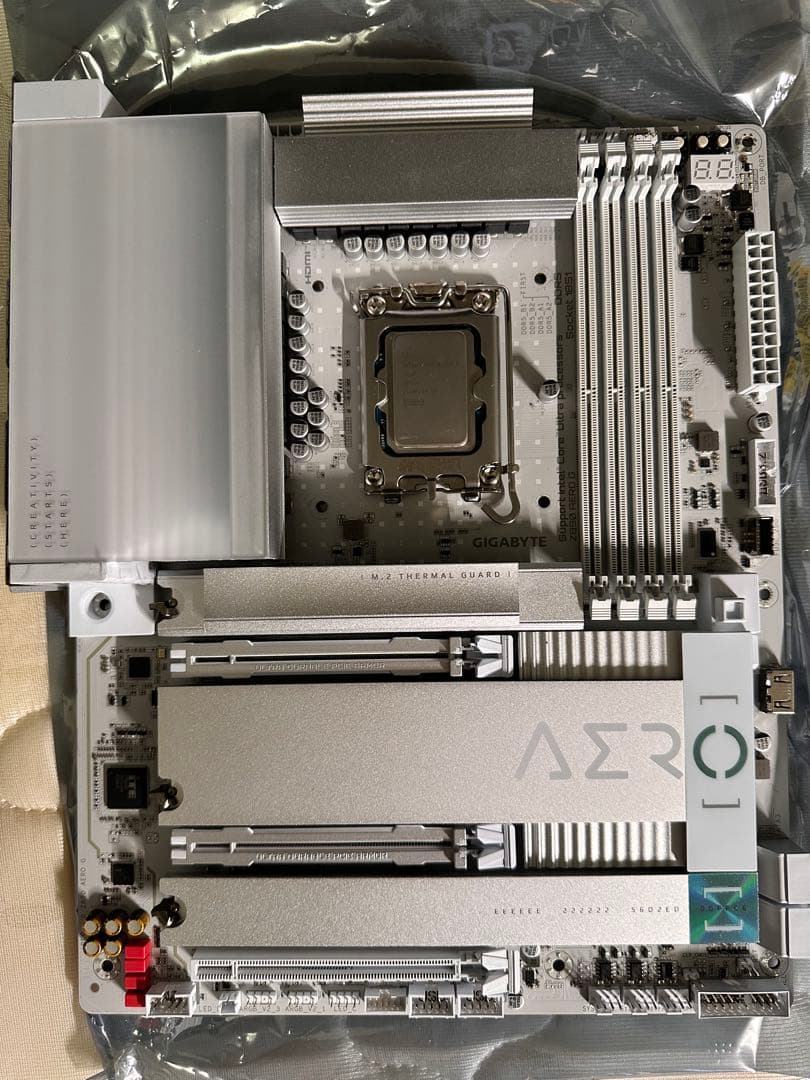 マザーボード GIGABYTE Z890 AERO G