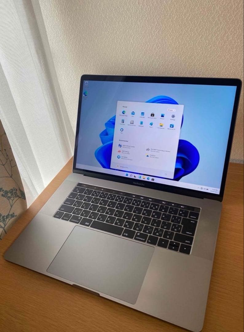 [2023年OS] MacBook Pro 1TB 指紋認証、タッチパネル