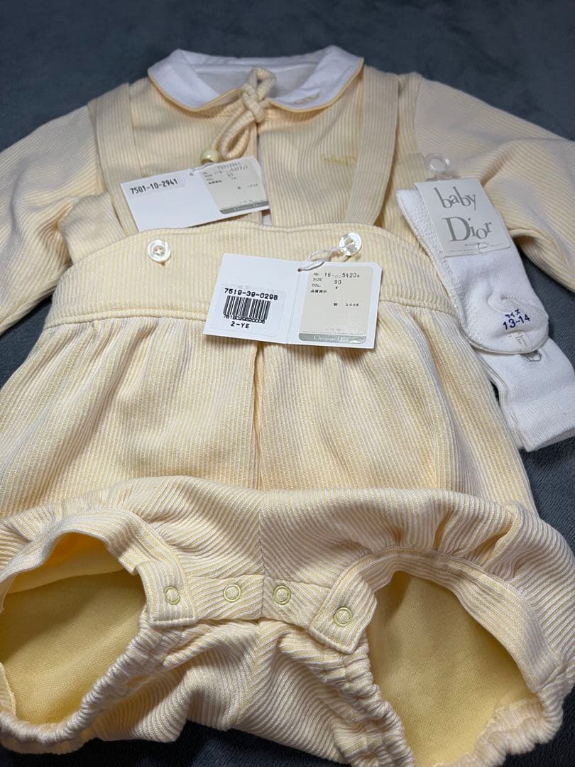 新品未使用90cm baby Dior イエロー ストライプロンパース