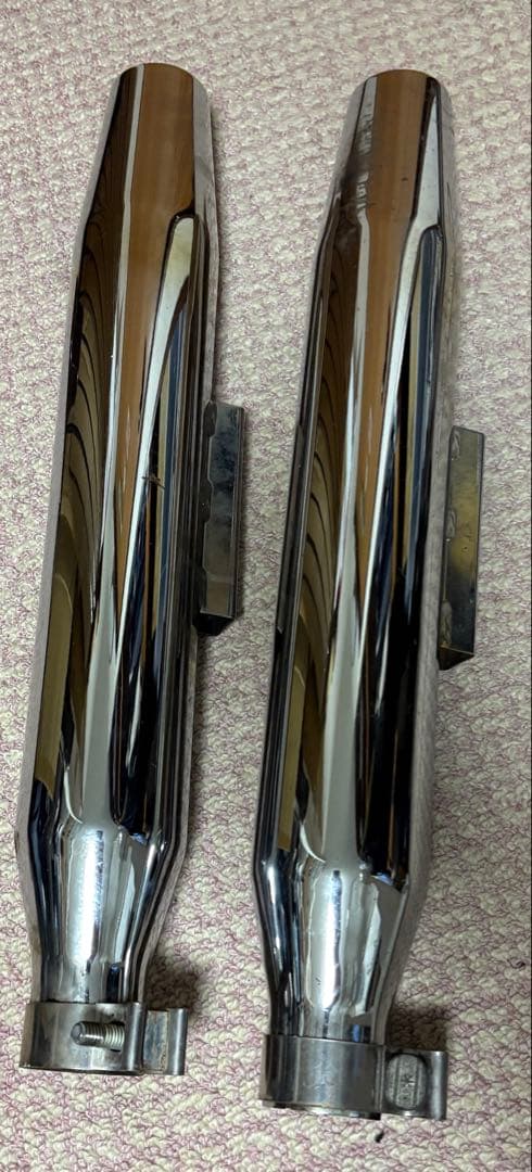 ハーレーダビッドソン　ダイナ　マフラー　クロームワークス