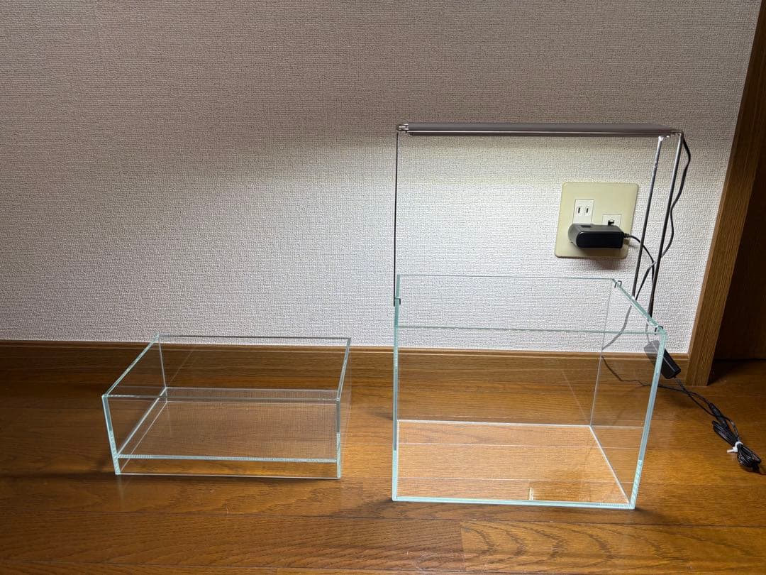 引取限定　ADA製　30cm水槽2個と照明　キューブガーデン　アクアスカイ