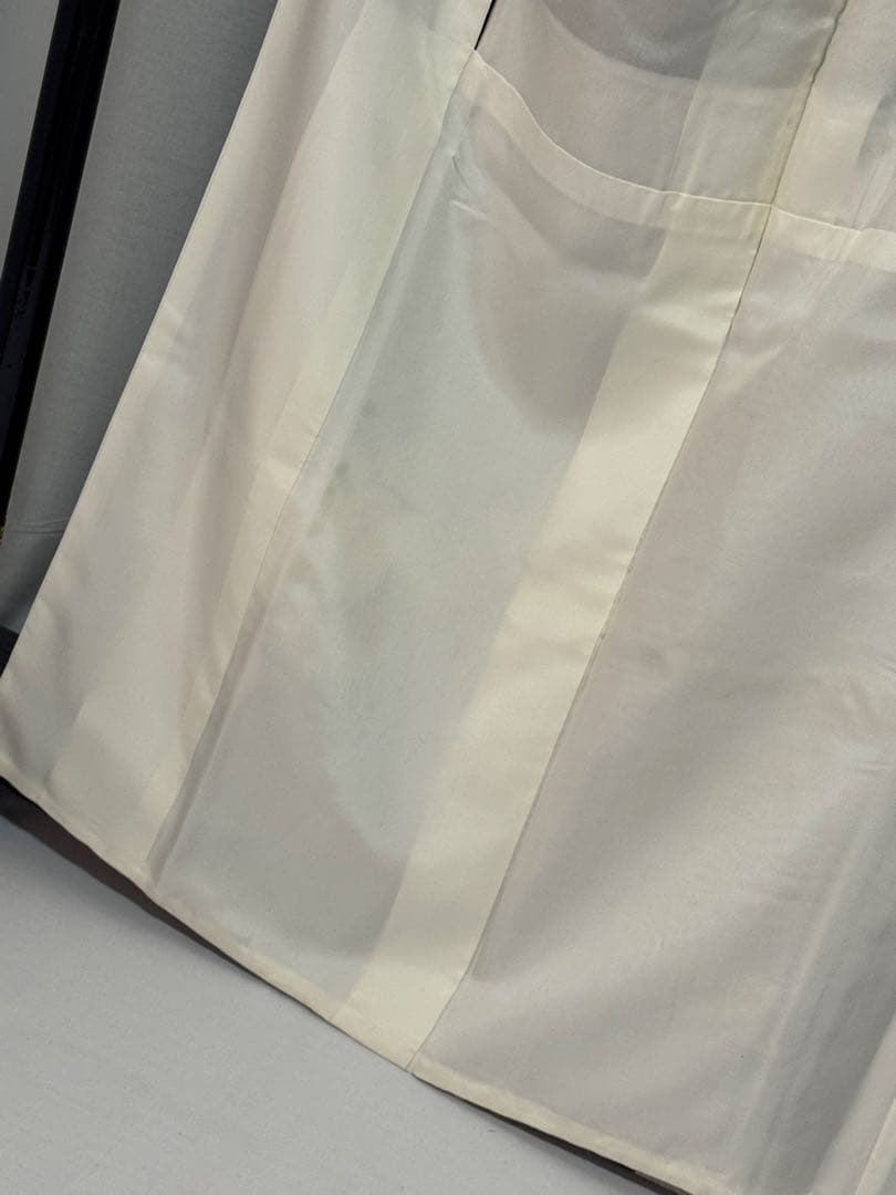 [美品] 紋入り　黒留袖　正絹　比翼付き　菊　礼装　結婚式　フォーマル　高身長