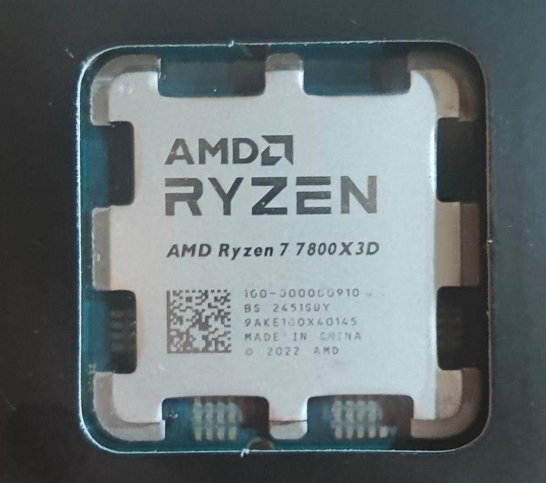 新品未使用　AMD Ryzen 7 7800X3D CPU