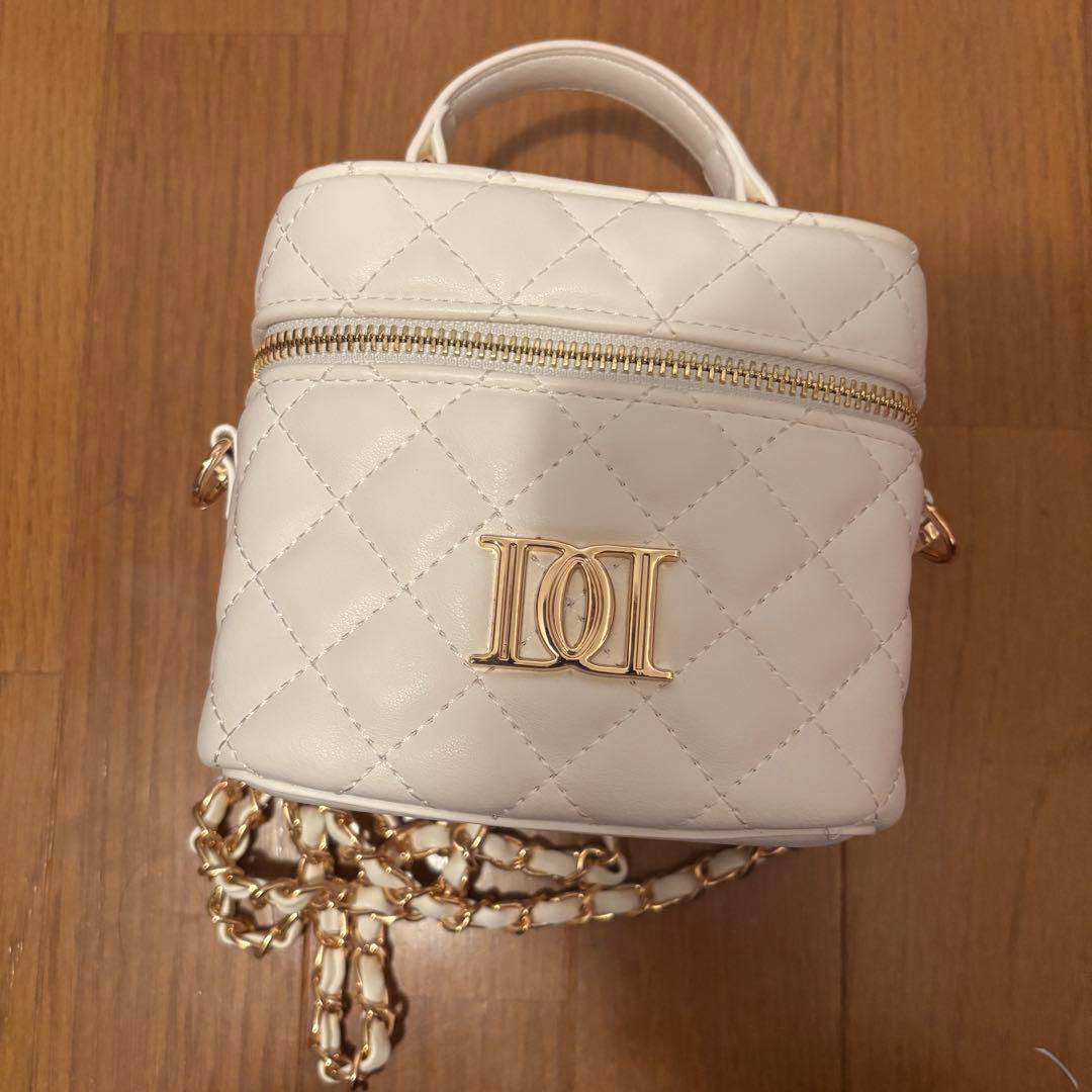 darich ダーリッチ キルティングビジュースクエアミニバッグ ホワイト