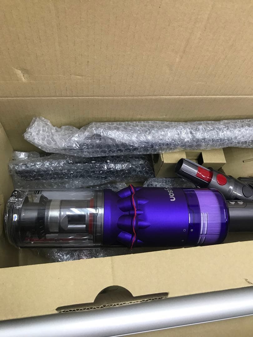 特売　ダイソンDysonサイクロン式 コードレス掃除機　SV19OF N