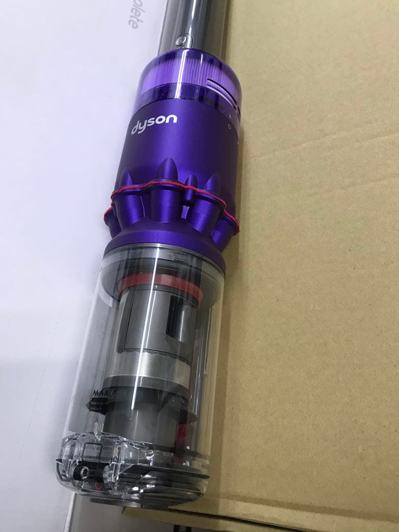 特売　ダイソンDysonサイクロン式 コードレス掃除機　SV19OF N